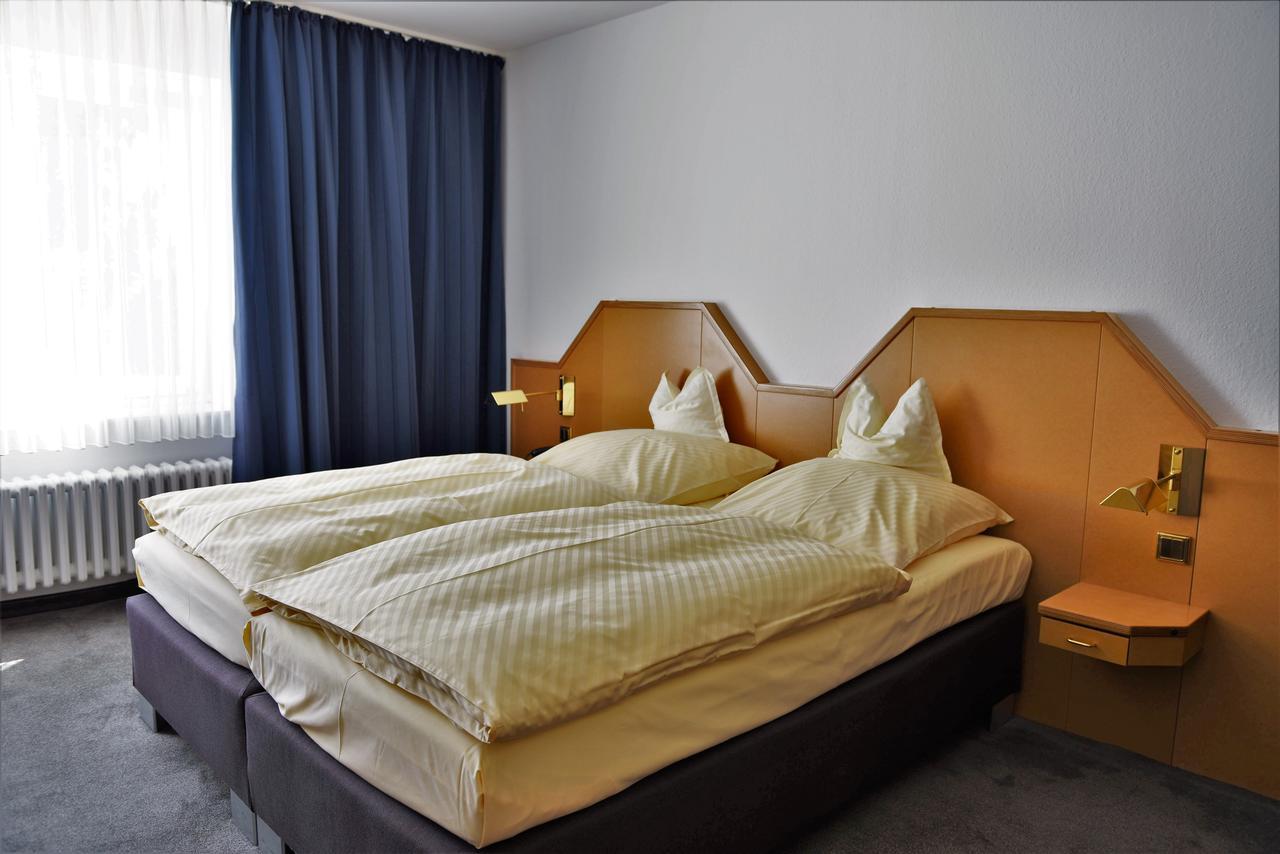 Parkhotel Goldlinde Боденвердер Экстерьер фото