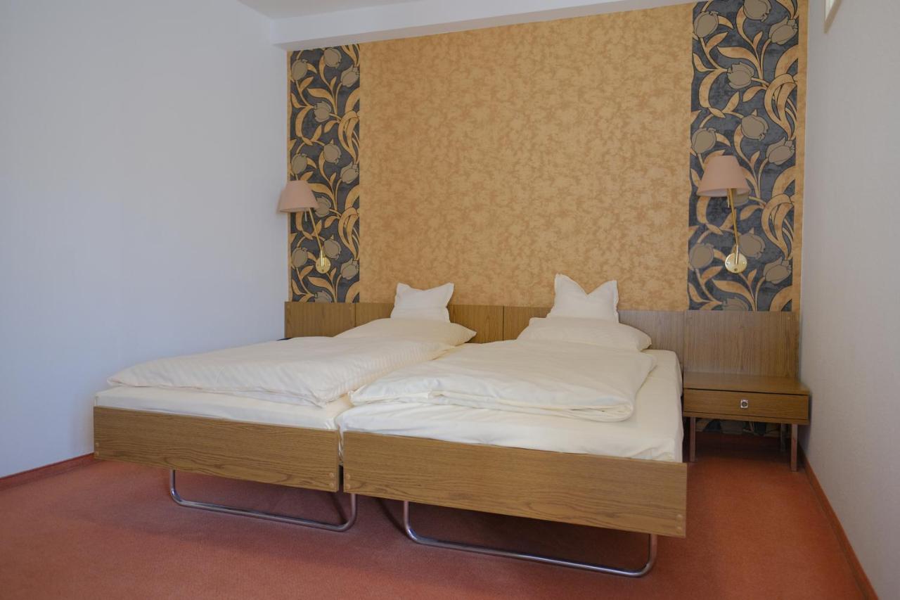 Parkhotel Goldlinde Боденвердер Экстерьер фото
