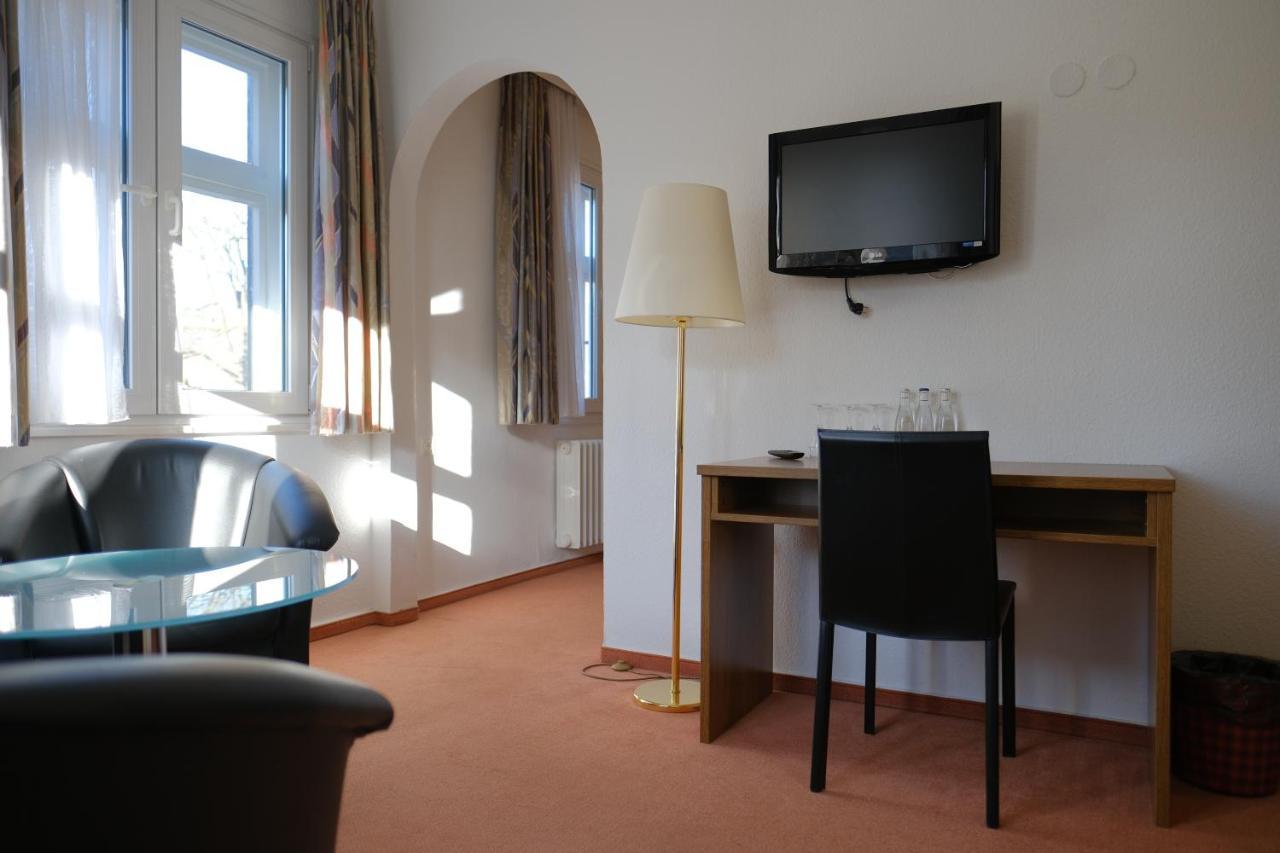 Parkhotel Goldlinde Боденвердер Экстерьер фото